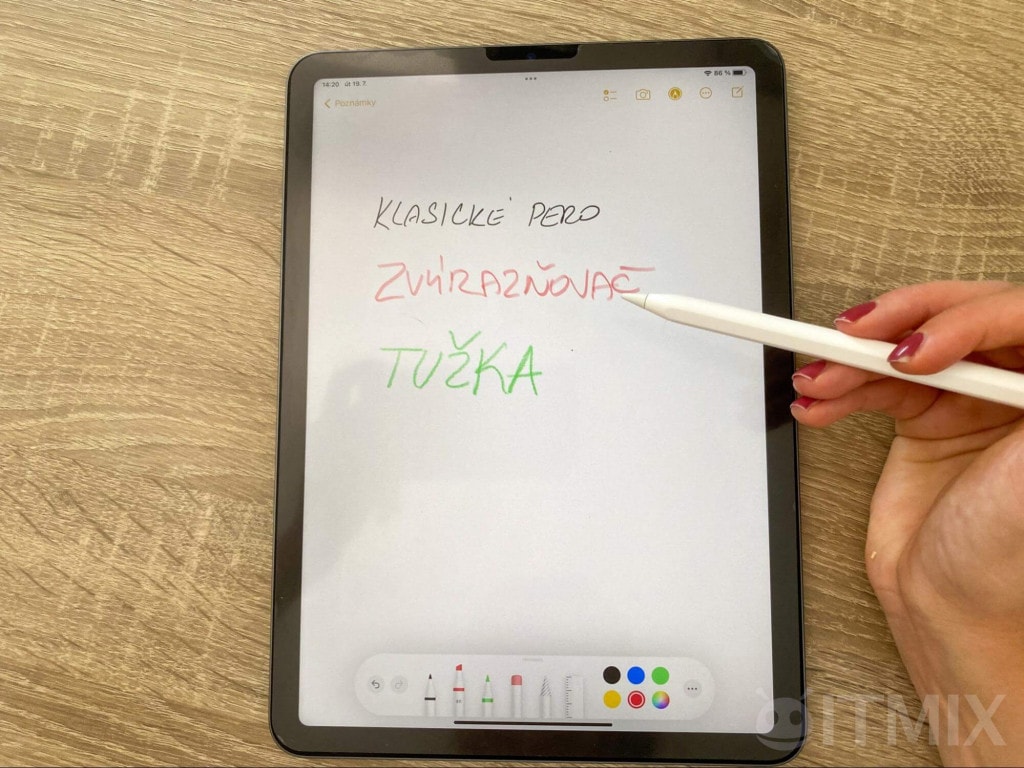 Számos íróeszköz