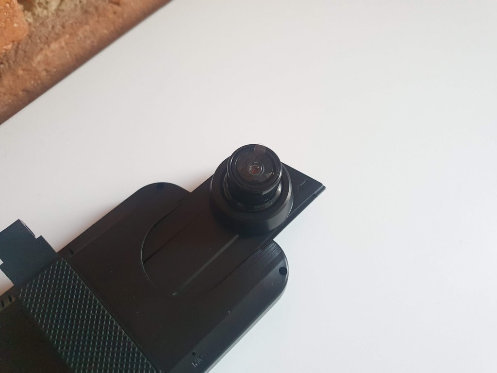 Az érzékelő 3 cm-rel meghosszabbítható oldalra