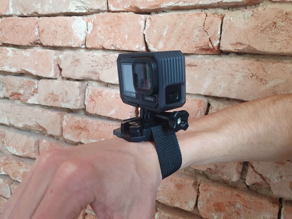 A csomag a tartó és pántok széles választékát tartalmazza