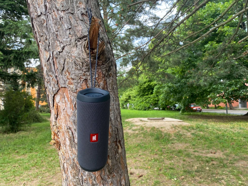 Vagy felakaszthatja valahová