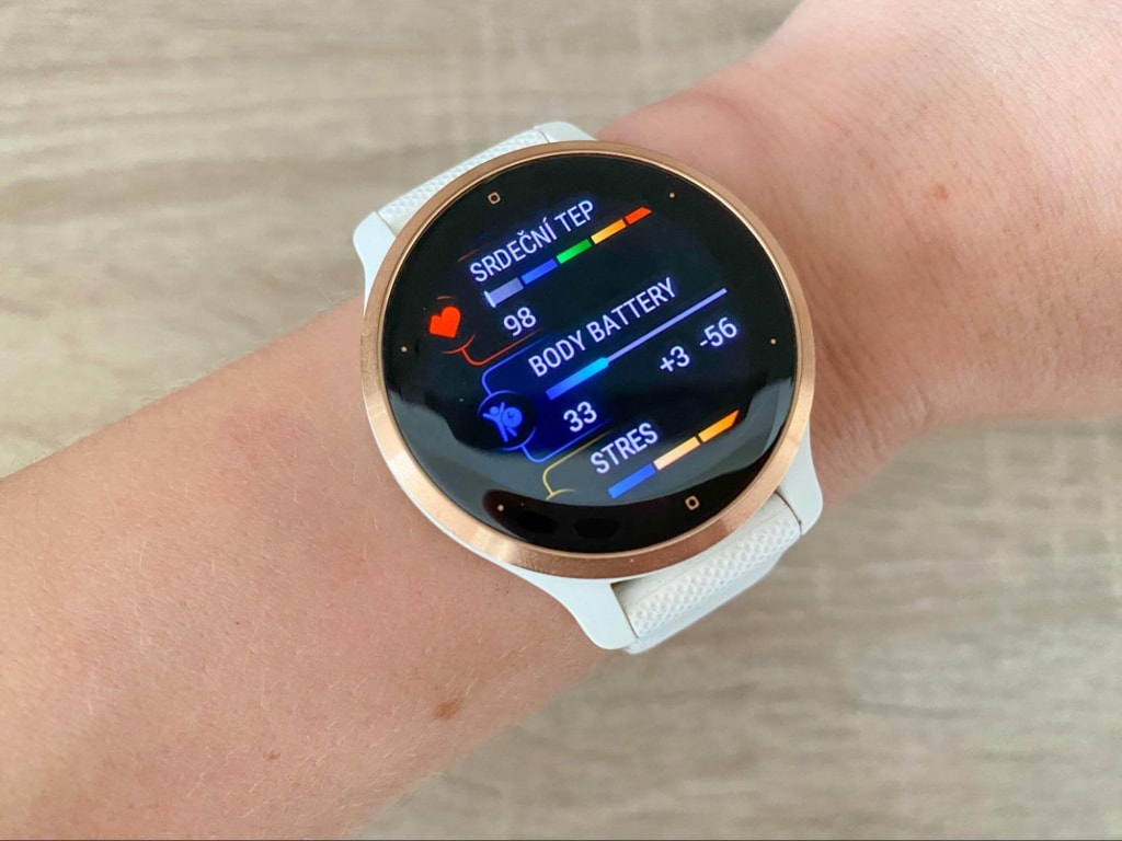 A Garmin órája rövid kiegészítésben mutatja az energiamennyiséget és az energiaköltséget is