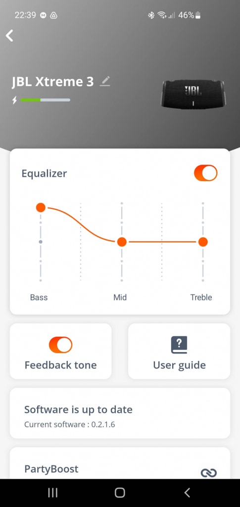 Az equalizer segítségével beállíthatja az alaphullámhosszúságok intenzitását