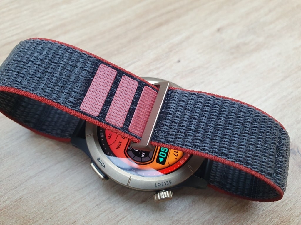 A tépőzár biztonságosan tart