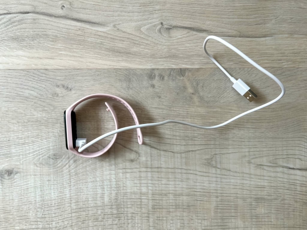A tápkábel helye