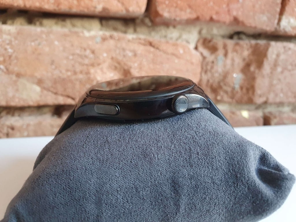 A korona és a gomb uralja a legtöbb Huawei Watch-ot