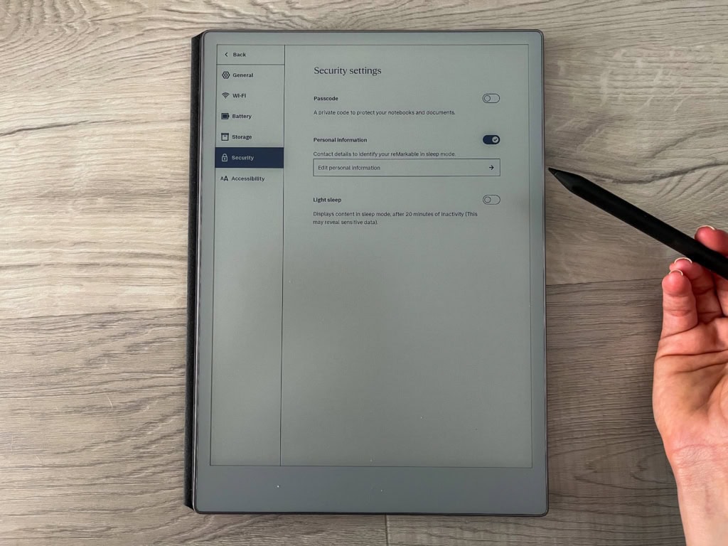 A notebook rögzíthető