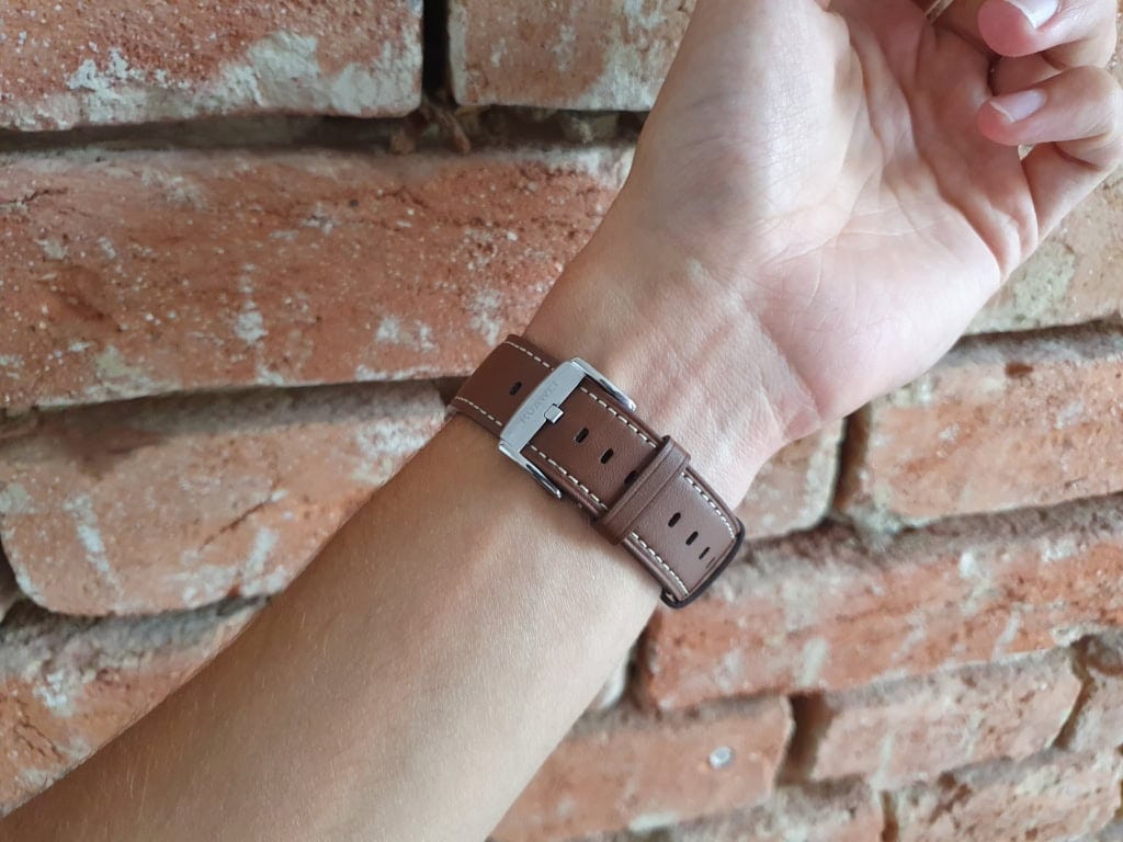 A pánt alkalmi viseletre alkalmas