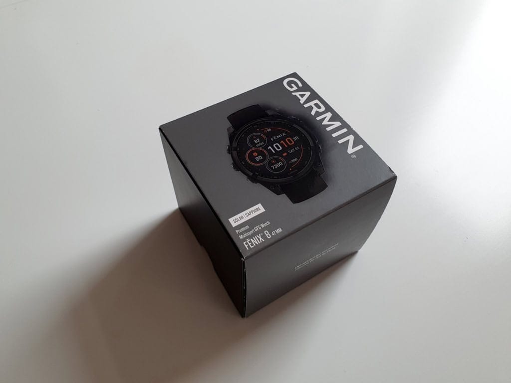 Klasszikus Garmin óra csomagolás