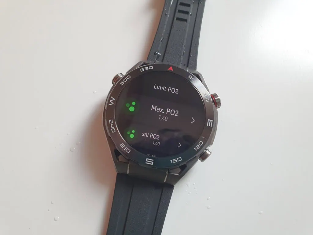 Mindenképpen ajánlom a Huawei Watch Ultimate-et búvároknak