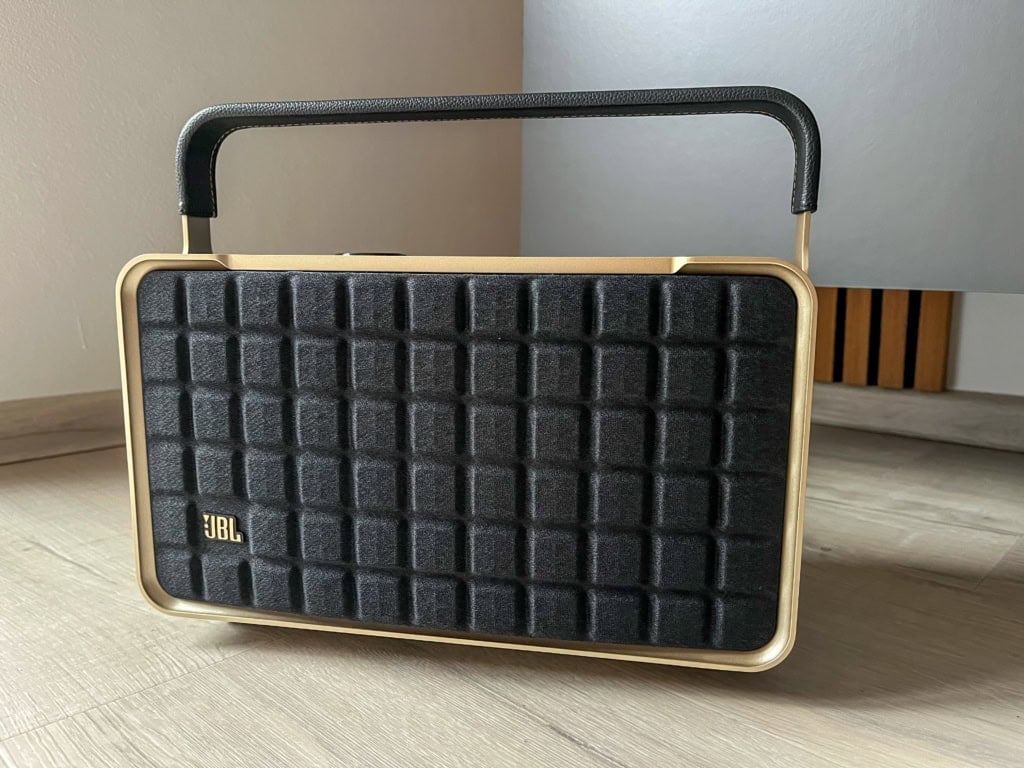 Praktikus fogantyúval