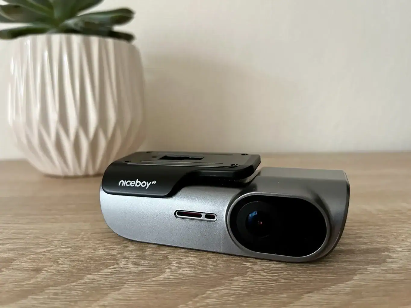 Teszt: Niceboy Pilot S10 Radar autós kamera