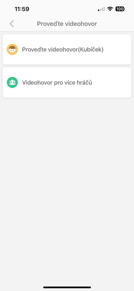 Az óra támogatja a videohívásokat