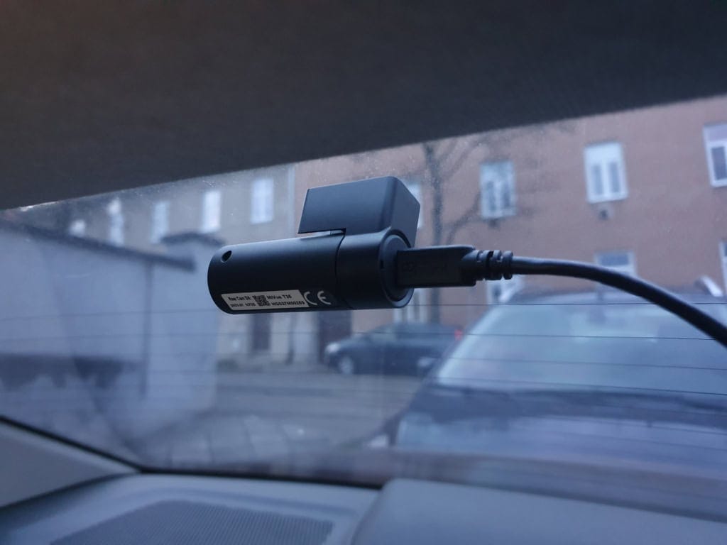 A hátsó kamera felszerelése gyerekjáték