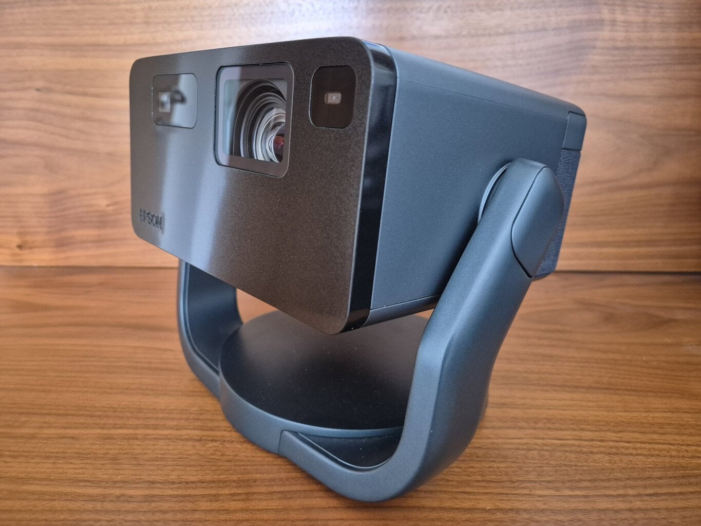 Teszt: Epson EF-22 okos projektor