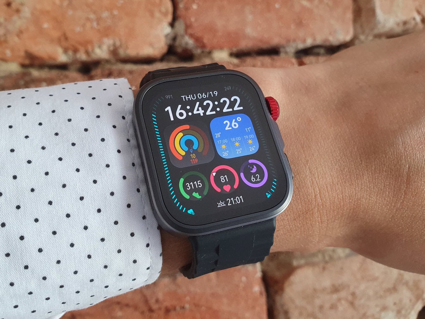 Teszt: Huawei Watch Fit 4 Pro okosóra